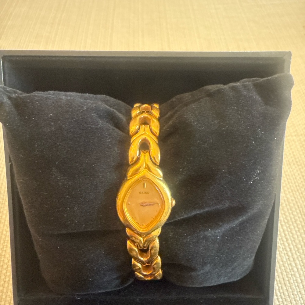 Vintage Seiko Women’s Dress Watch